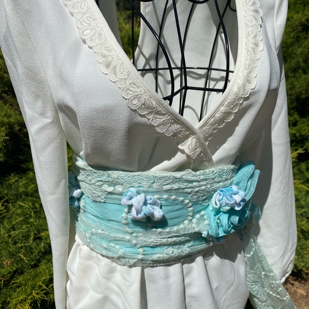 Kreativekristen Artisan turquoise embellished lace cumbetbun Belt - Picture 2 of 12